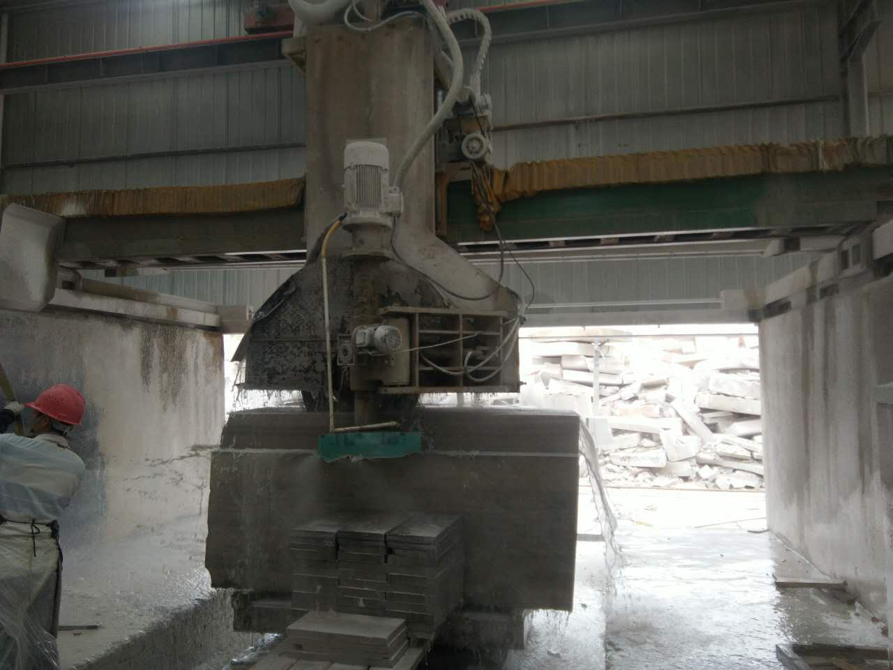 20 18121622521 8_4056